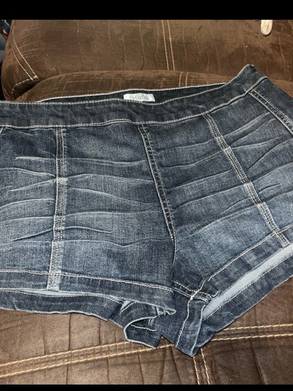 Y2K Dark Washed Mudd Pleated Denim Shorts Women’s Size 15